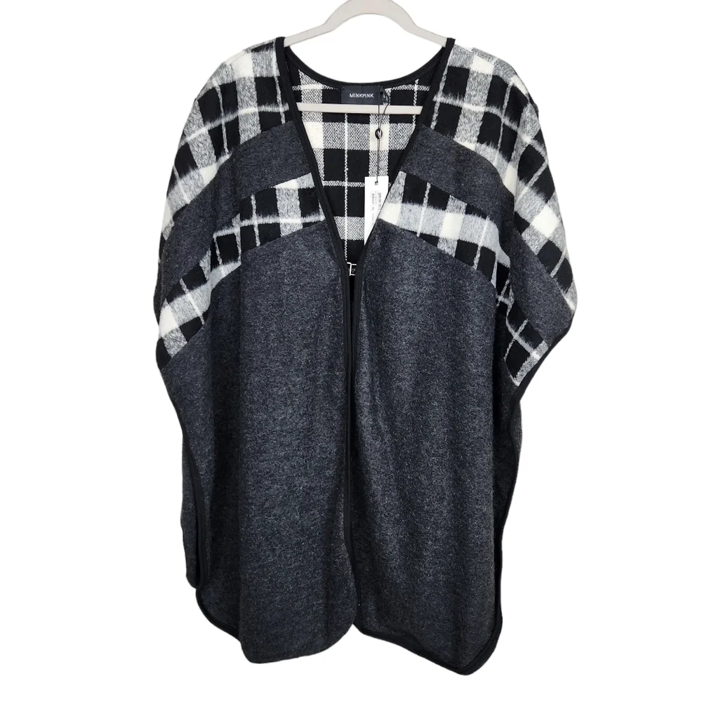 MINKPINK NWT Just Charming Shrug Poncho Gray Plaid OSFA Women's One Size